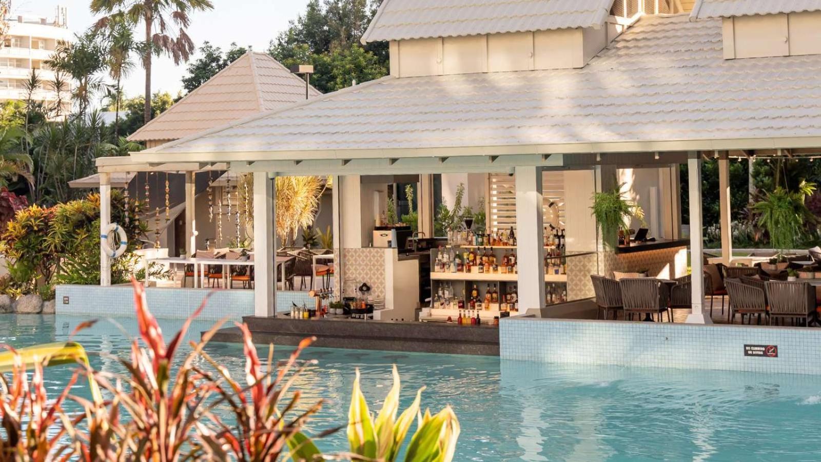 Novotel Cairns Oasis Resort Exteriör bild