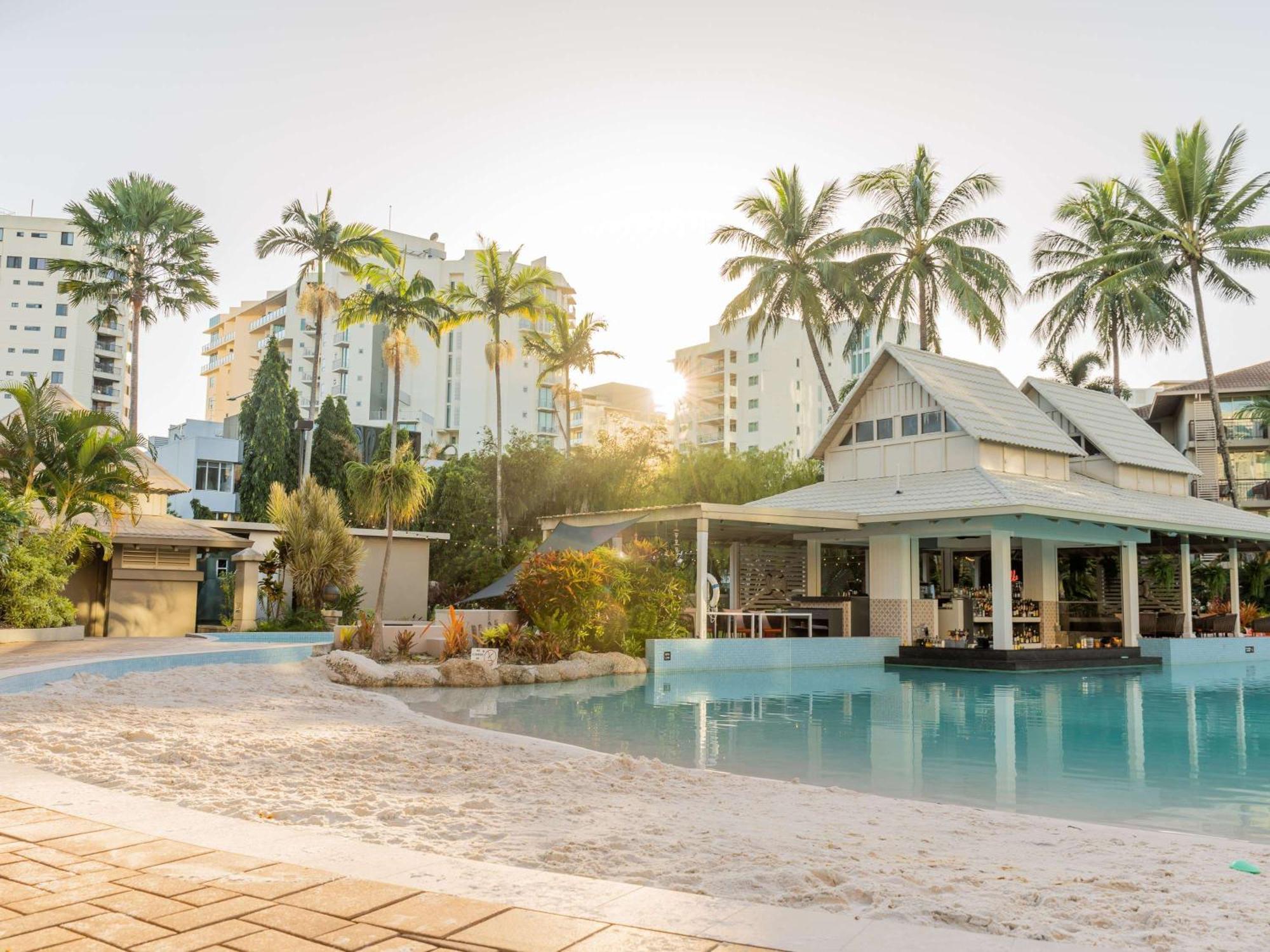 Novotel Cairns Oasis Resort Exteriör bild