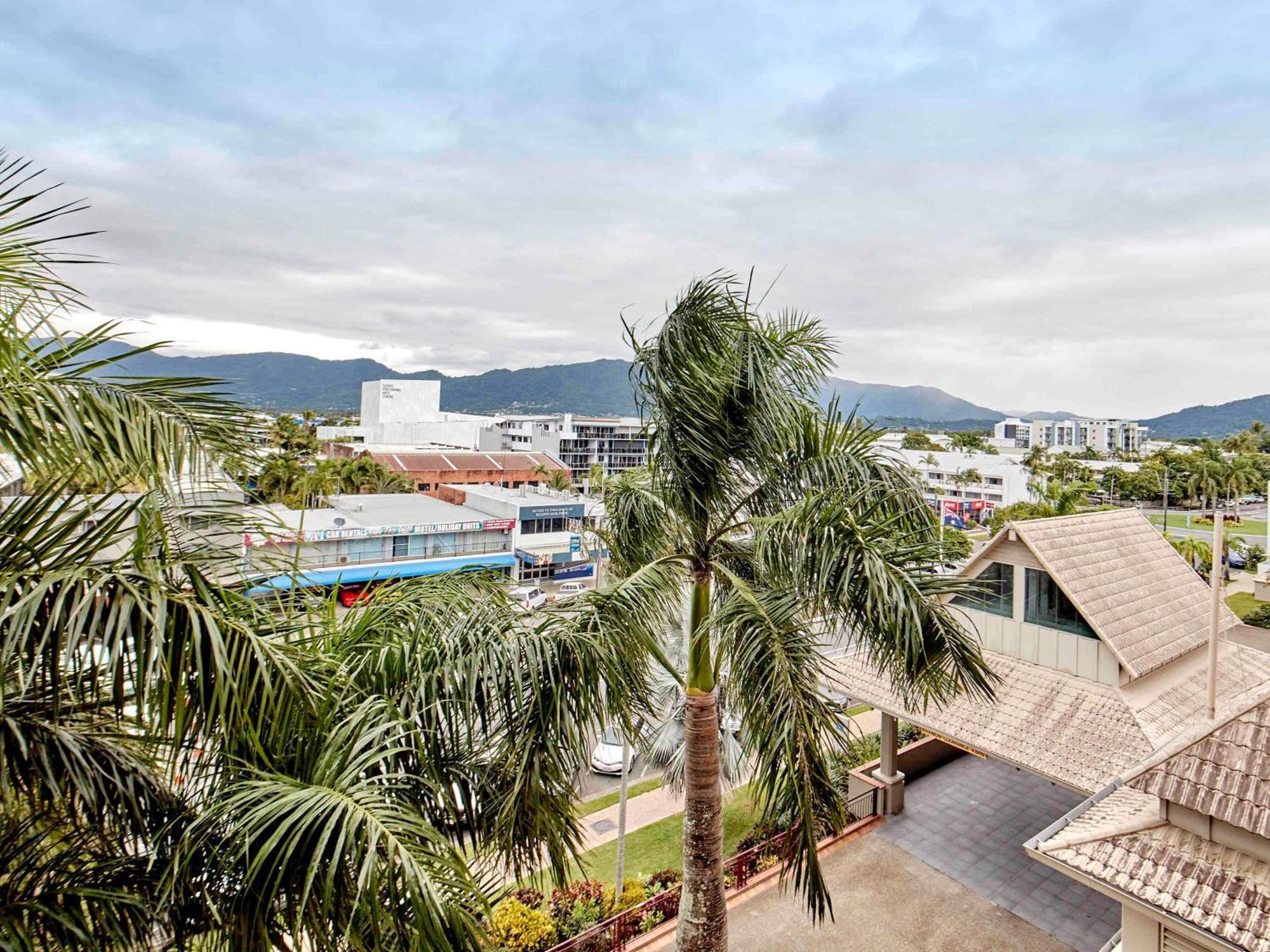 Novotel Cairns Oasis Resort Exteriör bild